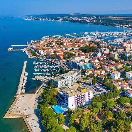 Family Friendly House With A Swimming Pool Biograd Na Moru, Biograd - 23272 * 비오그라드나모루